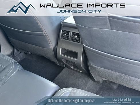 Used 2025 Mitsubishi Outlander AWD image 40