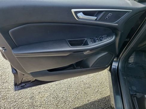 Used 2023 Ford Edge SEL image 21