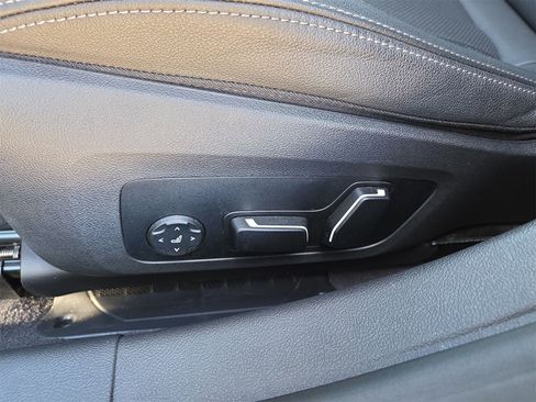 Used 2025 BMW 430i w/ M Sport Package image 17