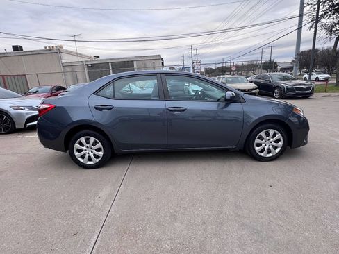 Used 2016 Toyota Corolla LE FWD image 5