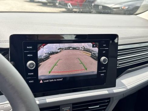 New 2025 Volkswagen Jetta SEL image 19