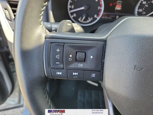 Used 2025 Nissan Rogue SV FWD image 22