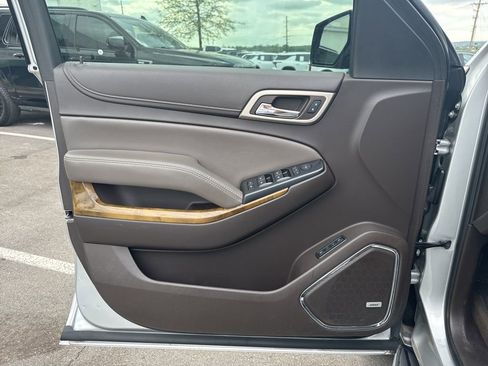 Used 2017 GMC Yukon Denali w/ Open Road Package image 10