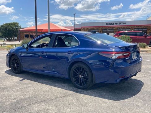 Used 2024 Toyota Camry XSE FWD image 6