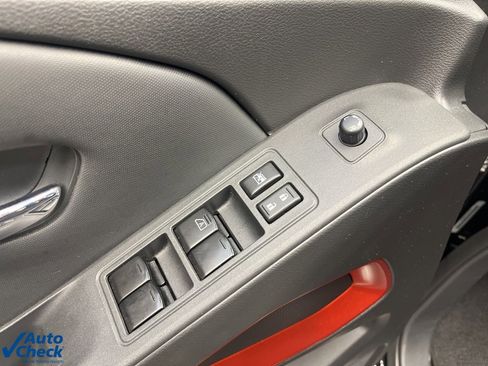 Used 2022 Nissan Frontier Pro-X image 29