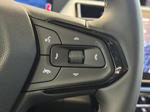 New 2027 Chevrolet Bolt LT w/ Comfort Package FWD image 25