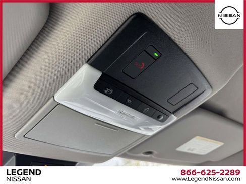 Certified 2024 Nissan Rogue SV image 30