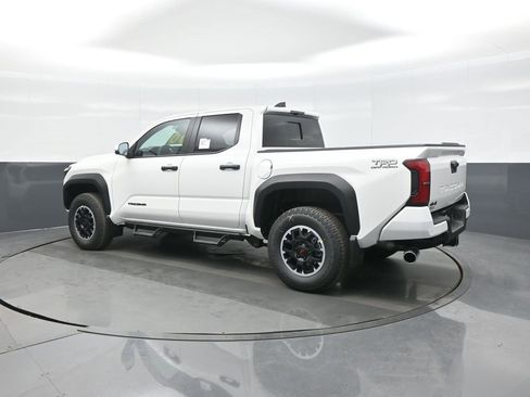 New 2026 Toyota Tacoma TRD Off-Road image 5