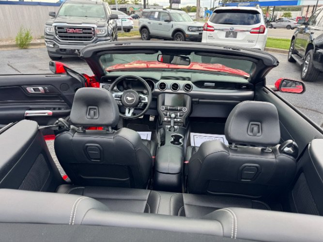 Used 2018 Ford Mustang Premium w/ Equipment Group 201A RWD image 14