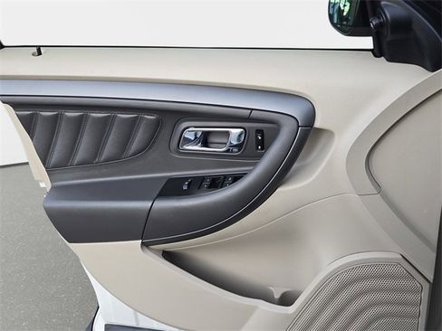 Used 2012 Ford Taurus SE image 27
