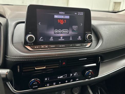 Certified 2023 Nissan Rogue SV image 11