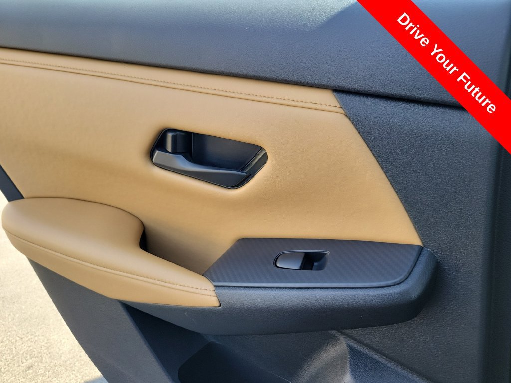 Used 2025 Nissan Sentra SV w/ SV Premium Package FWD image 24