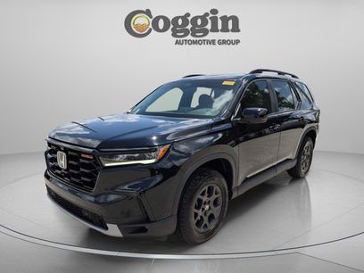 Certified 2025 Honda Pilot TrailSport