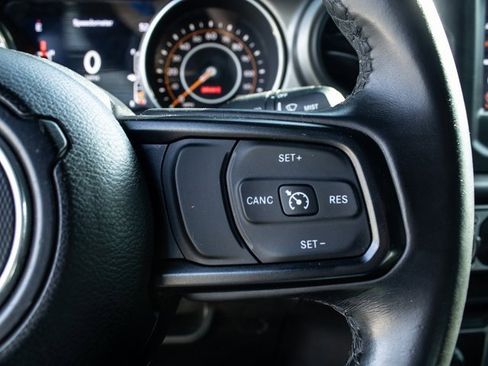 Used 2018 Jeep Wrangler Unlimited Sport S image 13