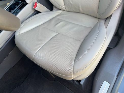 Used 2022 Lincoln Corsair Reserve image 23