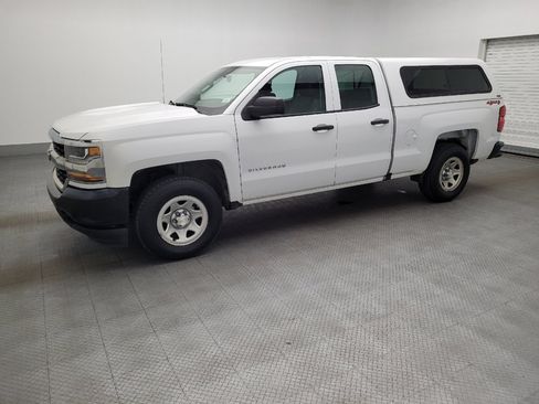 Used 2018 Chevrolet Silverado 1500 W/T w/ Trailering Package image 2