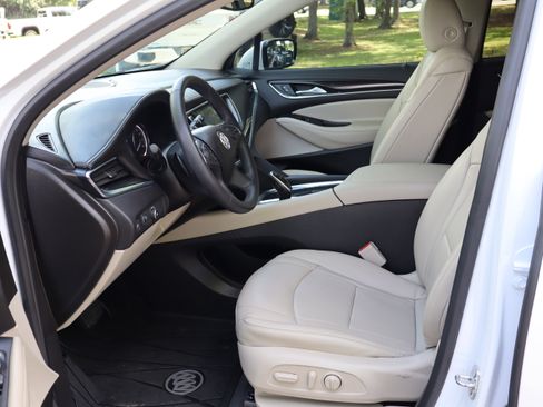 Used 2021 Buick Enclave Essence w/ Sport Touring Edition FWD image 21