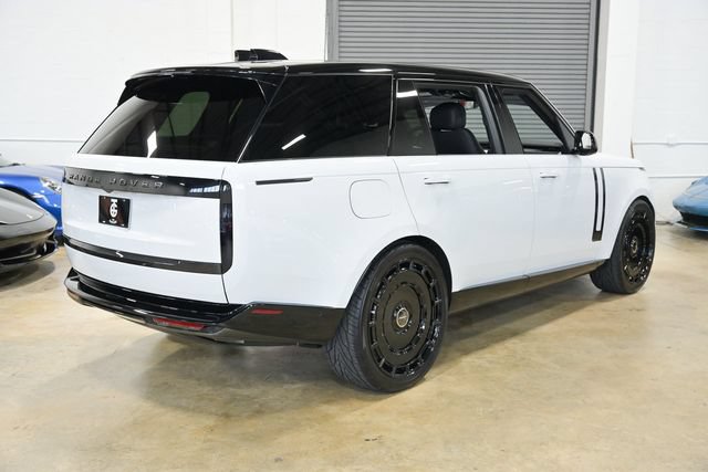 Used 2026 Land Rover Range Rover Long Wheelbase SE AWD/4WD image 11