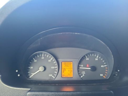 Used 2016 Mercedes-Benz Sprinter 2500 image 13