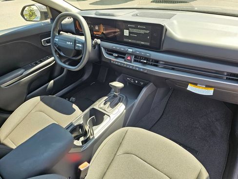New 2026 Kia K4 FWD image 26