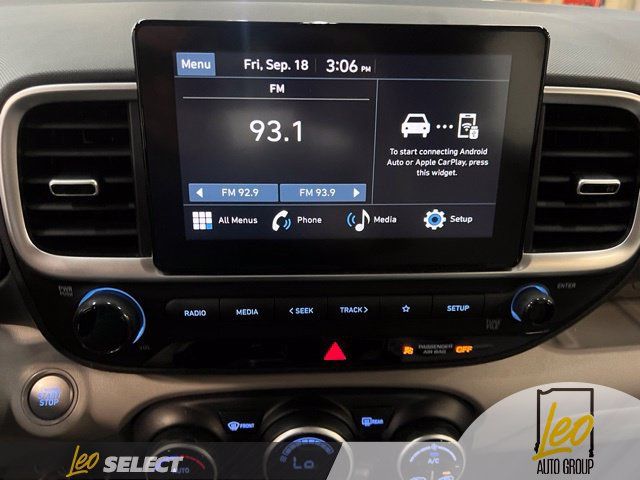 Used 2025 Hyundai Venue SEL FWD image 10