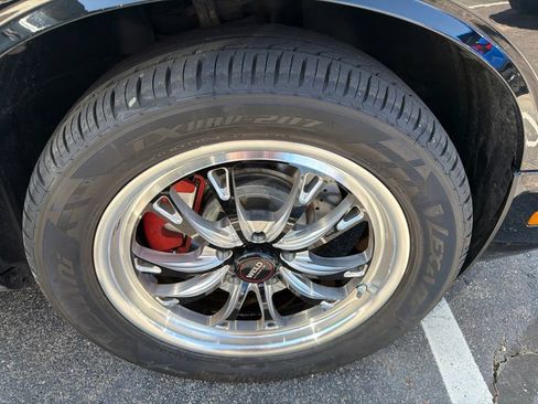 Used 2013 Dodge Challenger R/T Plus RWD image 12