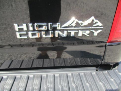 Used 2020 Chevrolet Silverado 2500 High Country w/ Z71 Off-Road Package image 30