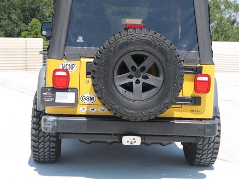 Used 2004 Jeep Wrangler X w/ Convenience Group AWD/4WD image 66
