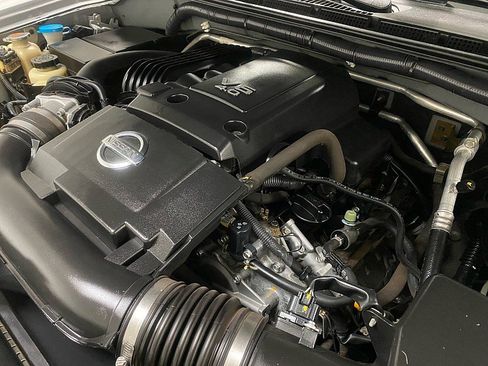 Used 2017 Nissan Frontier SV w/ SV Value Truck Package image 21