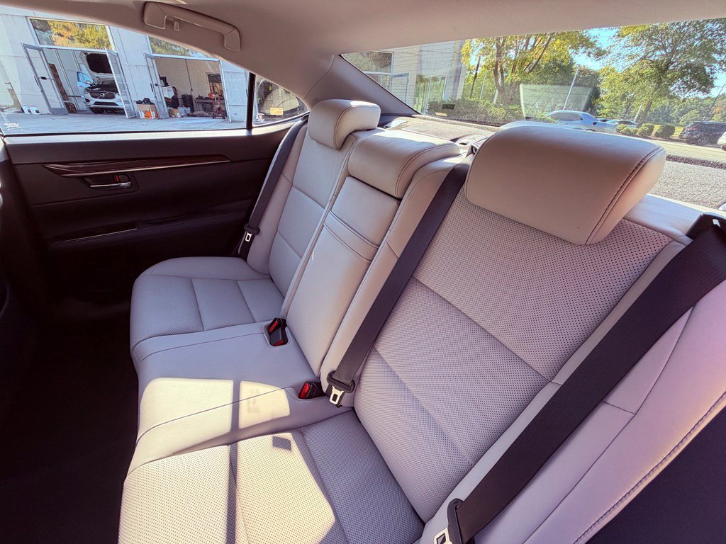 Used 2018 Lexus ES 350 w/ Premier Package FWD image 10