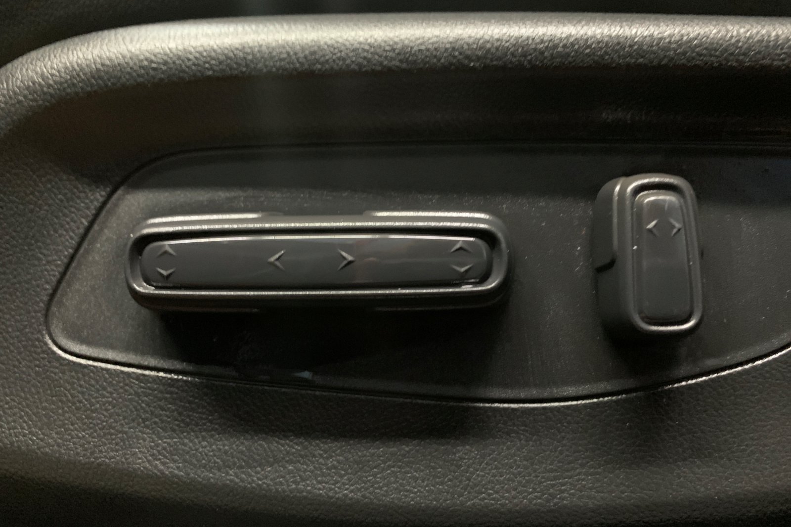Used 2024 Honda HR-V EX-L image 34