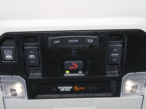 Used 2024 Toyota Tundra Limited image 10