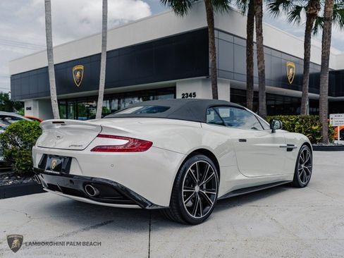 Used 2014 Aston Martin Vanquish Volante RWD image 8