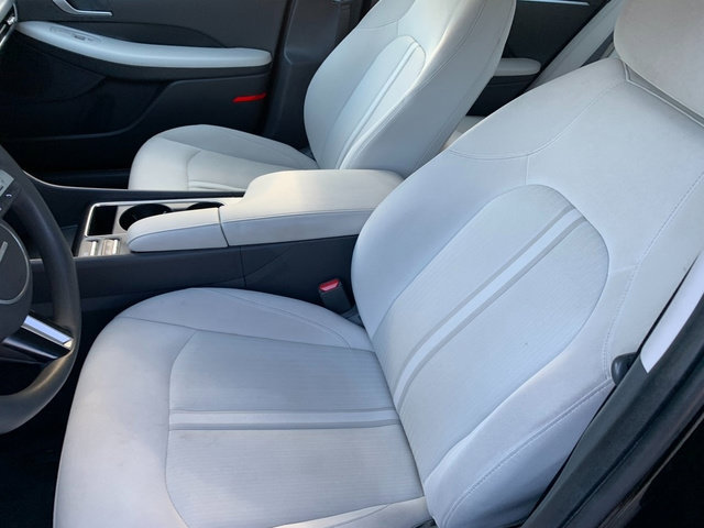 Used 2025 Hyundai Sonata SEL FWD image 16