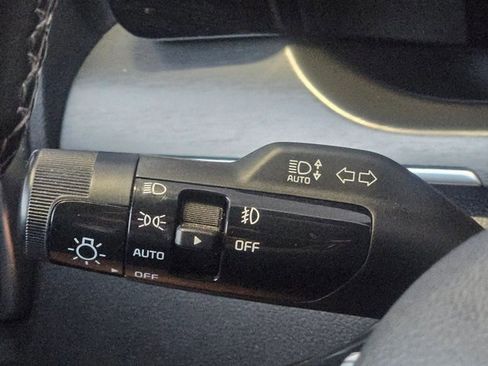 Used 2022 Kia Sorento SX image 24