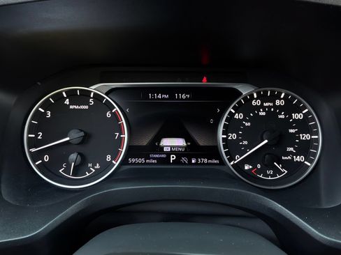 Used 2025 Nissan Rogue SV FWD image 39