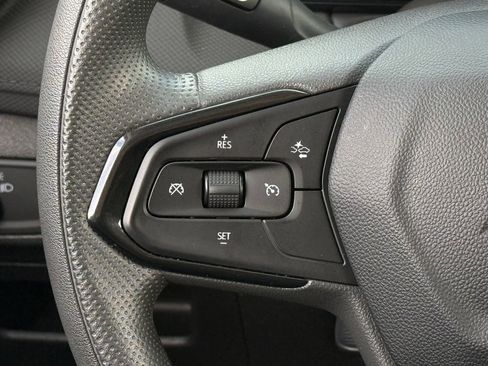 Used 2025 Chevrolet TrailBlazer LT image 13