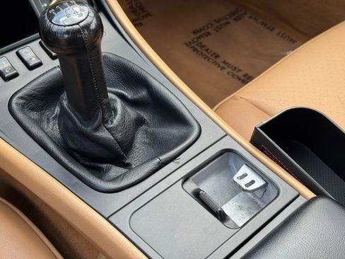 Used 1993 Porsche 968 Cabriolet image 37