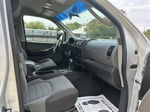 Used 2008 Nissan Xterra S image 35