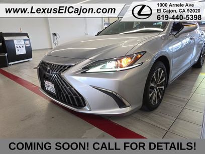 Used 2022 Lexus ES 300h w/ Accessory Package