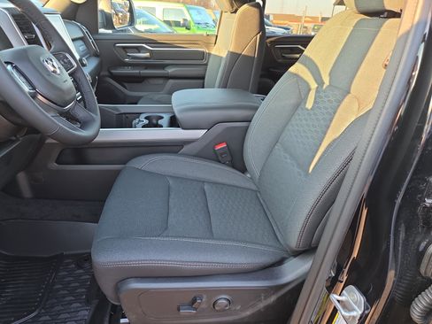 New 2026 RAM 1500 Big Horn w/ Night Edition image 4