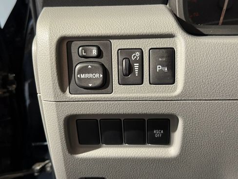 Used 2010 Toyota 4Runner Limited AWD/4WD image 13