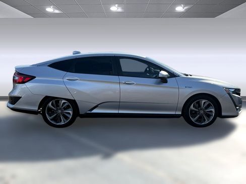 Used 2018 Honda Clarity Touring image 8