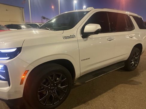 Used 2025 Chevrolet Tahoe High Country w/ Sun And Tow Package image 1