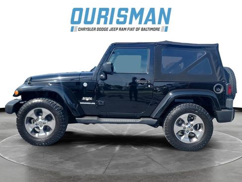 Used 2016 Jeep Wrangler Sahara w/ Connectivity Group AWD/4WD image 3