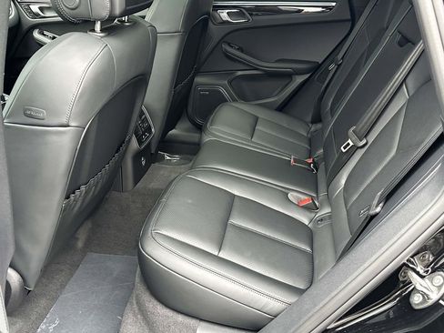 New 2026 Porsche Macan AWD/4WD image 12