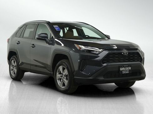 Used 2025 Toyota RAV4 XLE image 7