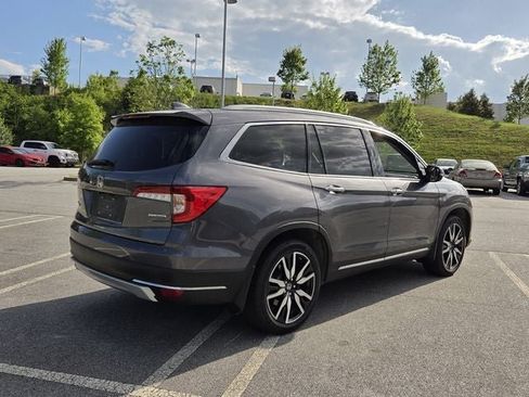 Used 2021 Honda Pilot Touring image 5