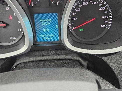 Used 2011 Chevrolet Equinox LTZ FWD image 38