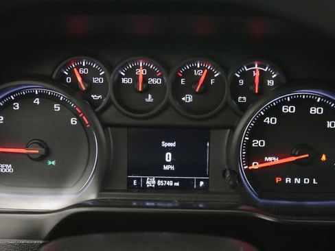 Used 2020 Chevrolet Silverado 1500 Custom Trail Boss w/ Custom Convenience Package AWD/4WD image 17